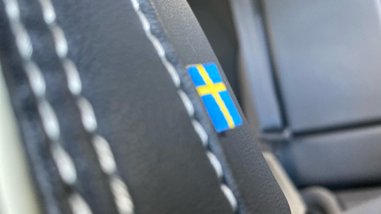 Volvo Xc40 2.0 B4P R DESIGN Pro 5dr Auto Petrol Estate